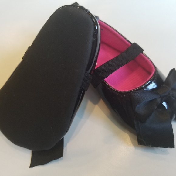 Baby Shoes - Picture 2 of 2